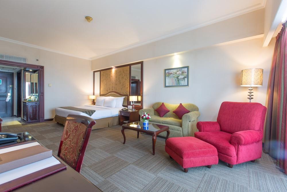 Sunlake Waterfront Resort & Convention Jakarta Extérieur photo