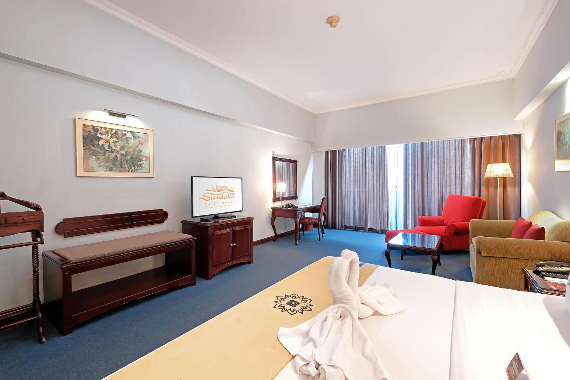 Sunlake Waterfront Resort & Convention Jakarta Extérieur photo