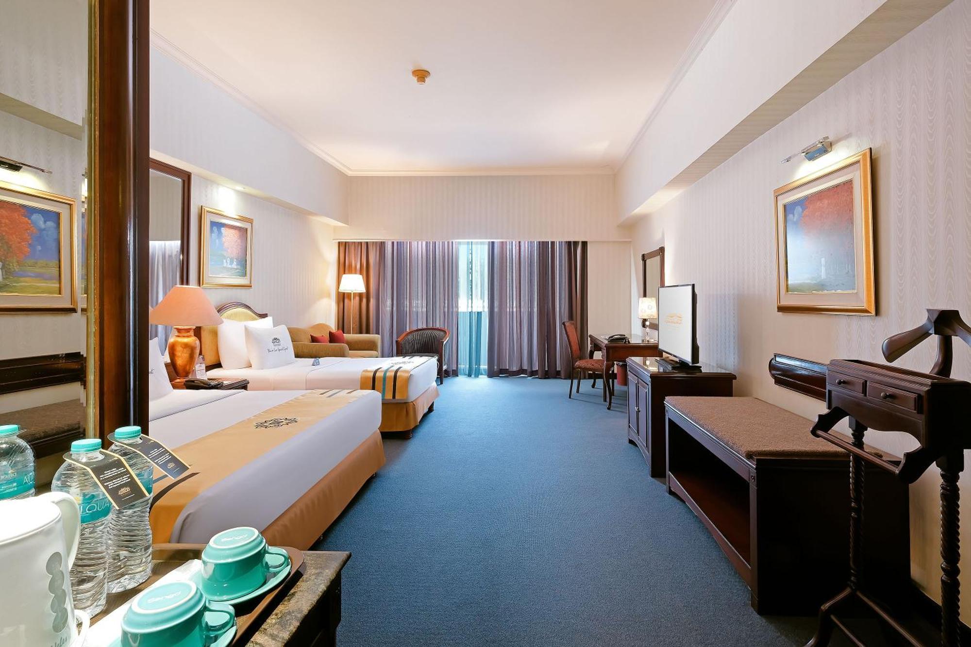 Sunlake Waterfront Resort & Convention Jakarta Extérieur photo