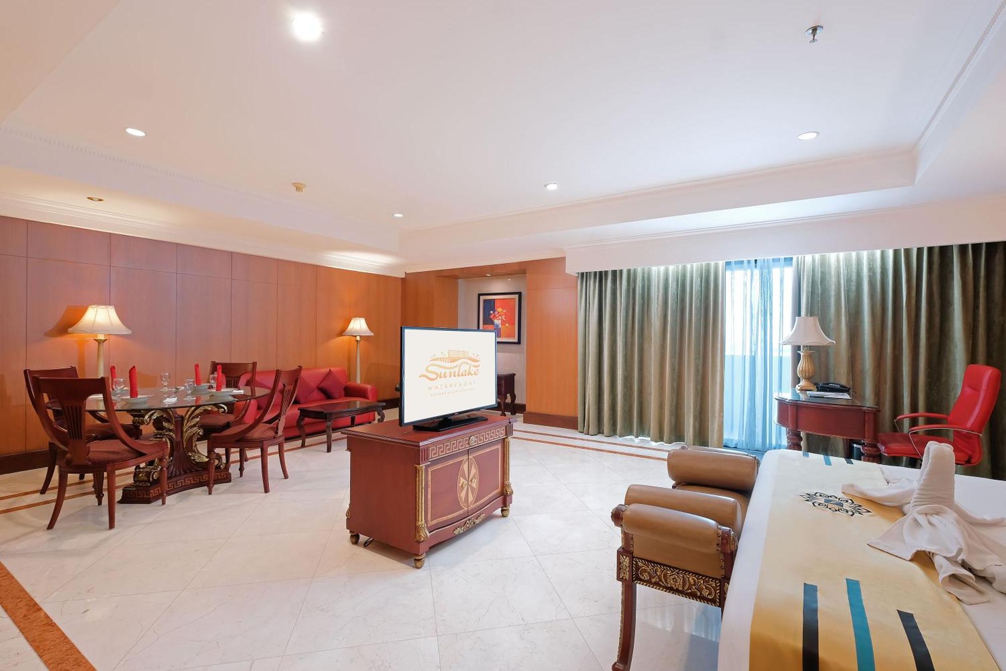 Sunlake Waterfront Resort & Convention Jakarta Extérieur photo