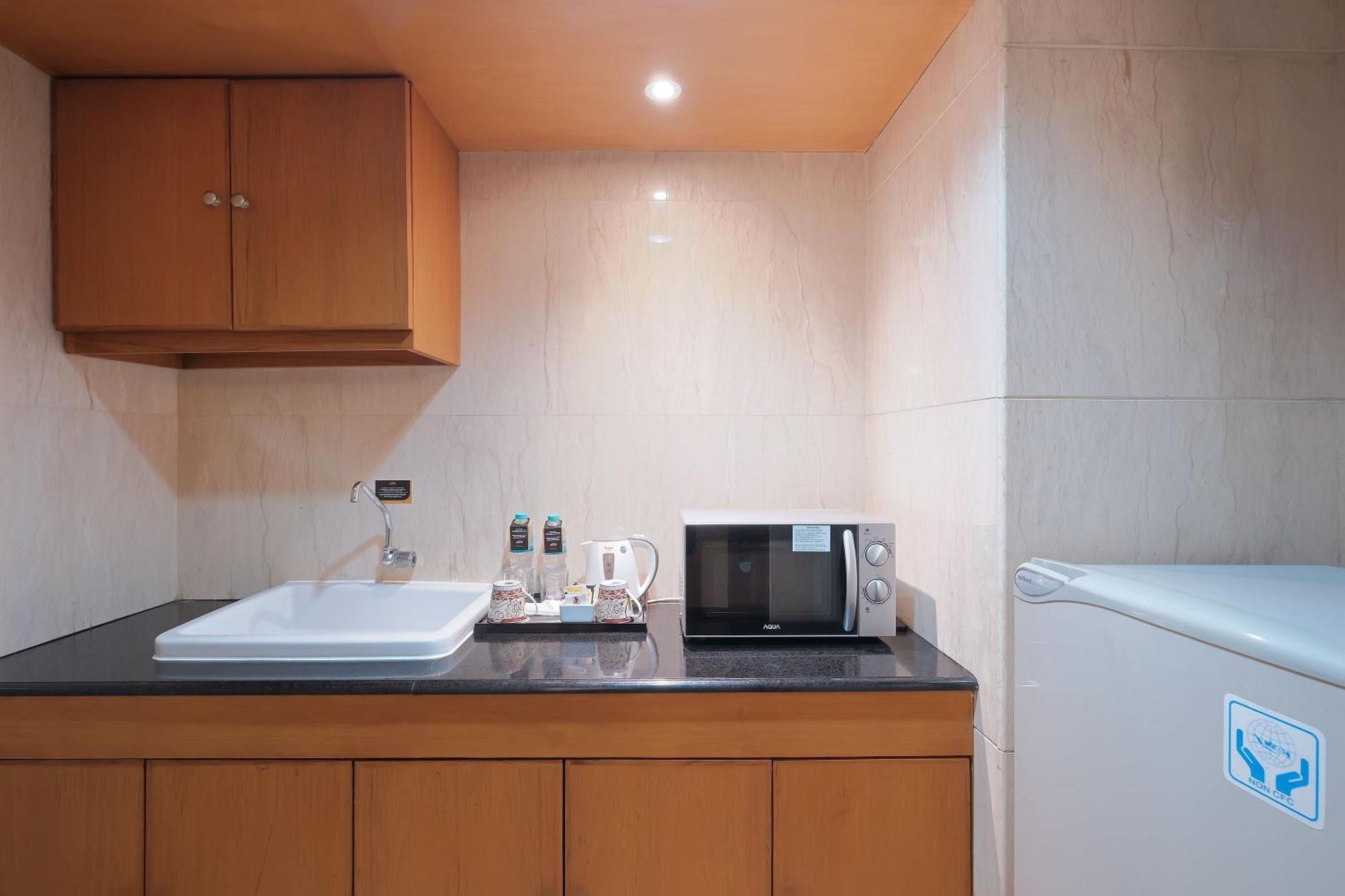 Sunlake Waterfront Resort & Convention Jakarta Extérieur photo