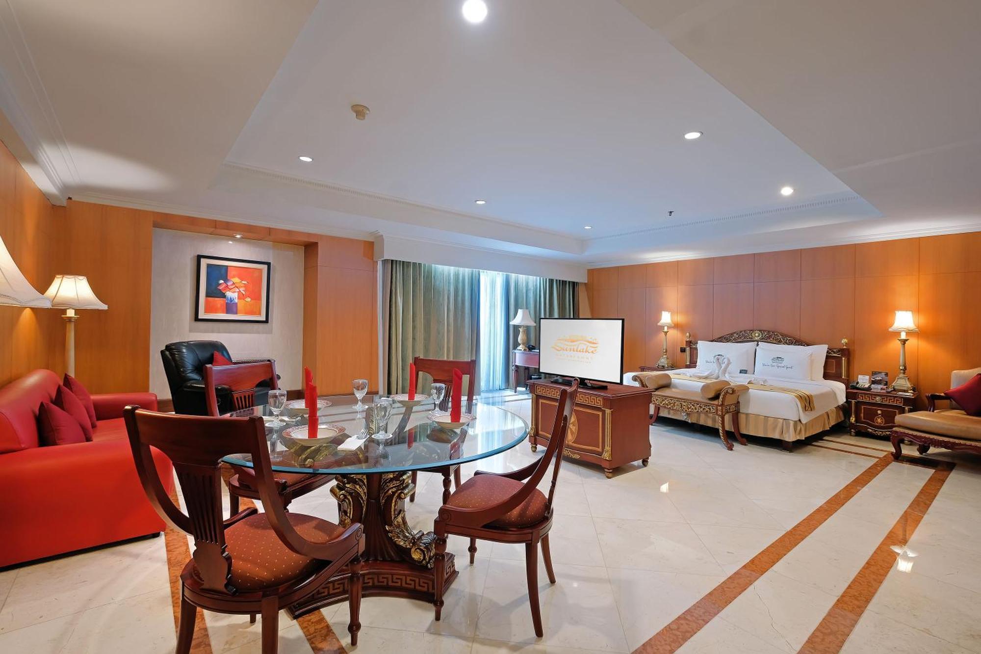 Sunlake Waterfront Resort & Convention Jakarta Extérieur photo