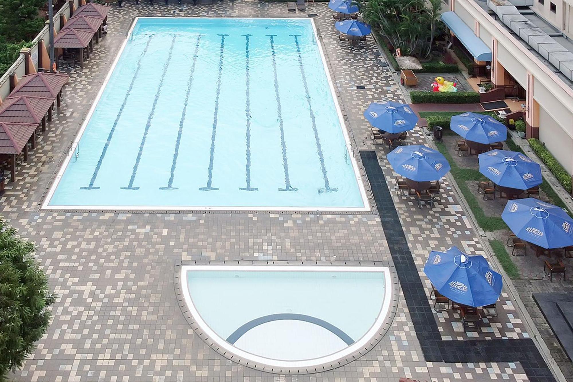 Sunlake Waterfront Resort & Convention Jakarta Extérieur photo