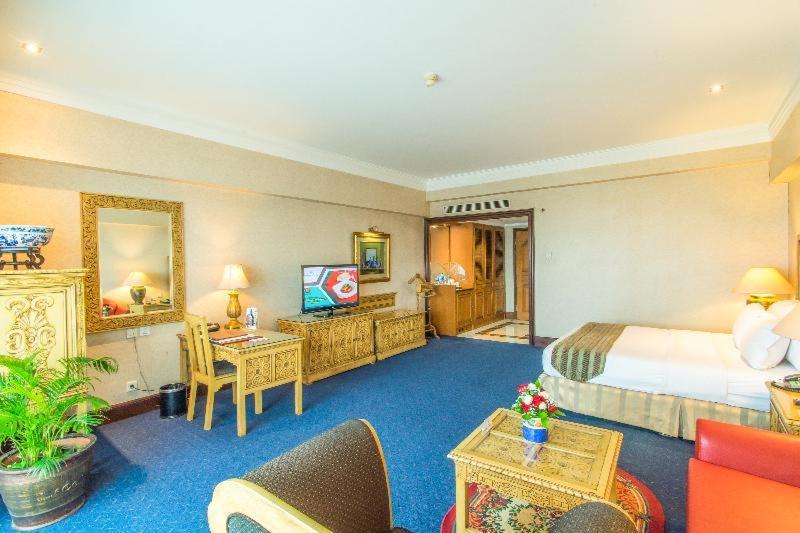 Sunlake Waterfront Resort & Convention Jakarta Chambre photo